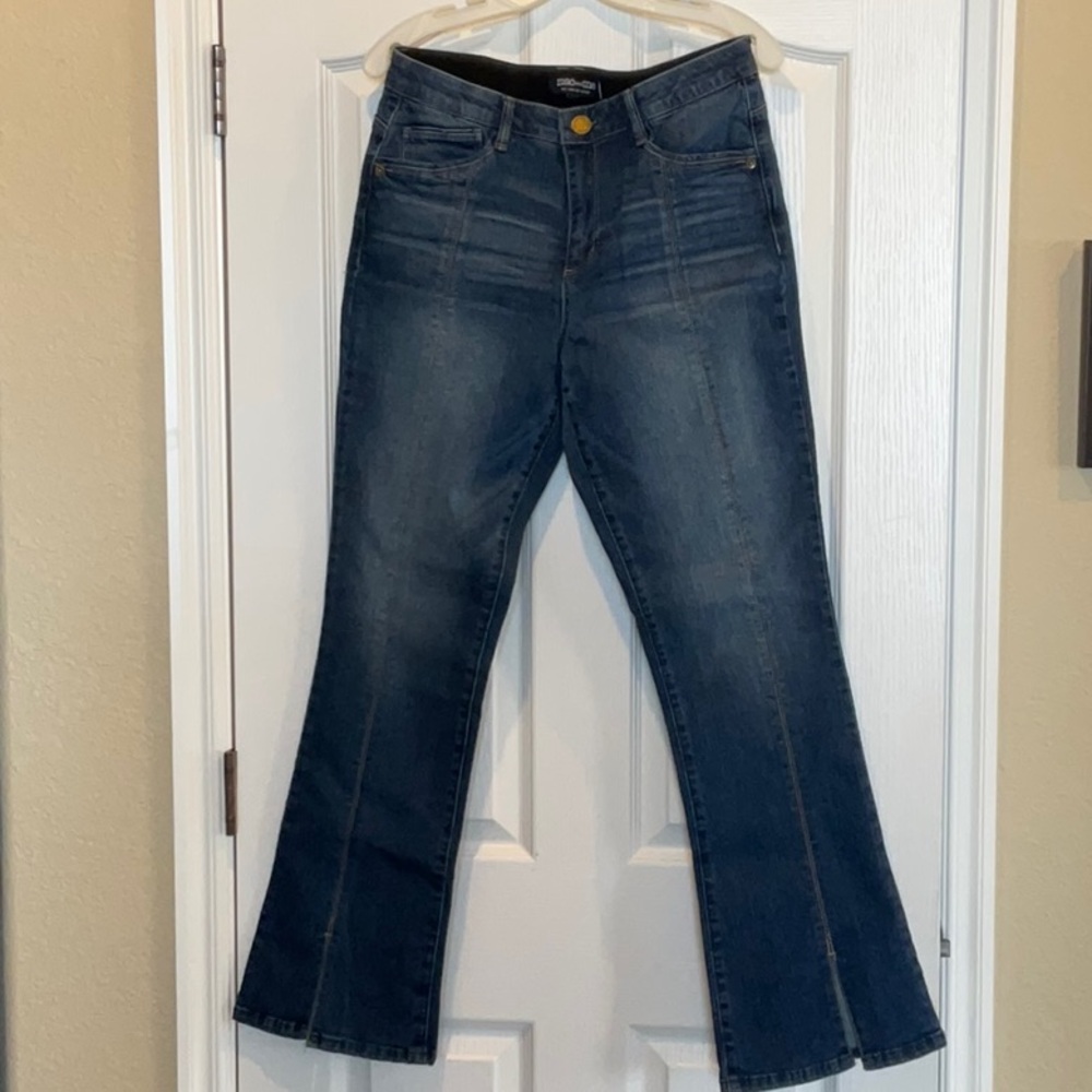 Women’s MacandMe jeans new with tags